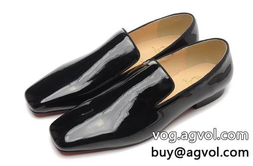 シューズ 2022  Christian Louboutinコピー 今からの季節にピッタリ！クリスチャンルブタンコピー 完売再入荷 カジュアルシューズ