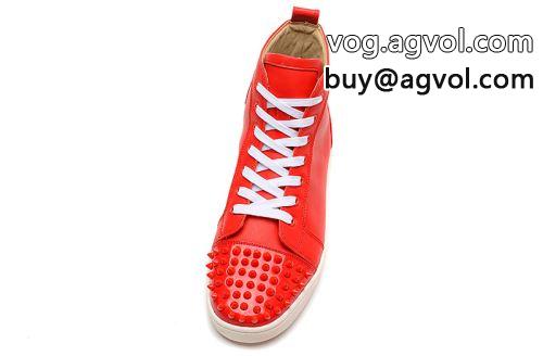 強い魅力を感じる一枚 2022 カジュアルシューズ シューズ 落ち着いた質感 Christian Louboutinコピー クリスチャンルブタンコピー