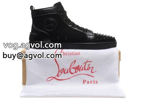 洗練を十分に演出する カジュアルシューズ シューズ Christian Louboutinコピー 素敵  2022 クリスチャンルブタンコピー