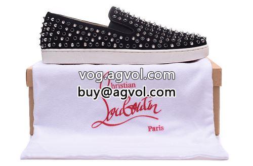底にラバーが貼ってある 2022 Christian Louboutinコピー シューズ クリスチャンルブタンコピー お洒落自在 カジュアルシューズ