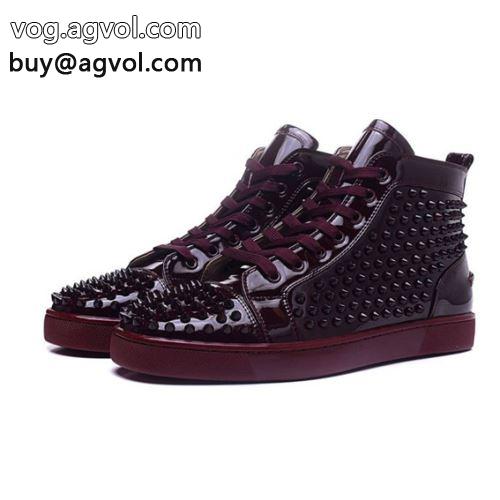  大絶賛！クリスチャンルブタンコピー シューズ 強い魅力を感じる一枚  2022 Christian Louboutinコピー カジュアルシューズ      
