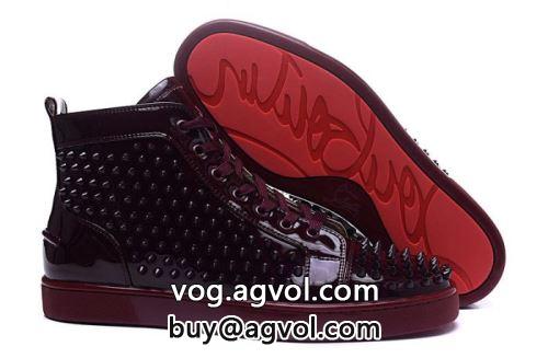 大絶賛！クリスチャンルブタンコピー シューズ 強い魅力を感じる一枚  2022 Christian Louboutinコピー カジュアルシューズ
