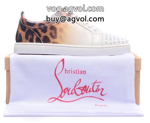 高級感漂わせる 2022 Christian Louboutinコピー カジュアルシューズ  落ち着いた感覚 クリスチャンルブタンコピー シューズ