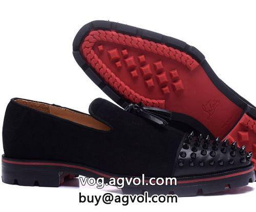 ムダな装飾を排したデザイン 2022 Christian Louboutinコピー クリスチャンルブタンコピー シューズ 優しい色合い カジュアルシューズ