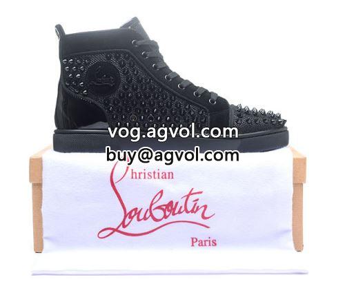 クリスチャンルブタンコピー カジュアルシューズ シューズ Christian Louboutinコピー  魅力的 2022 機能性・耐久性抜群
