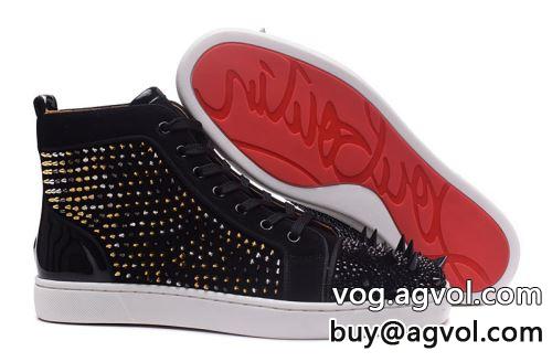 Christian Louboutinコピー 滑りにくい シューズ クリスチャンルブタンコピー お洒落な存在感  2022  カジュアルシューズ