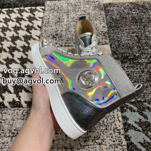主役になる存在感 カジュアルシューズ  Christian Louboutinコピー 2022 クリスチャンルブタンコピー 早くも完売している シューズ