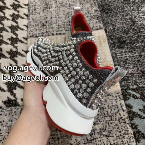 Christian Louboutinコピー 2022 強力撥水加工 カジュアルシューズ 愛らしさ抜群！ シューズ クリスチャンルブタンコピー