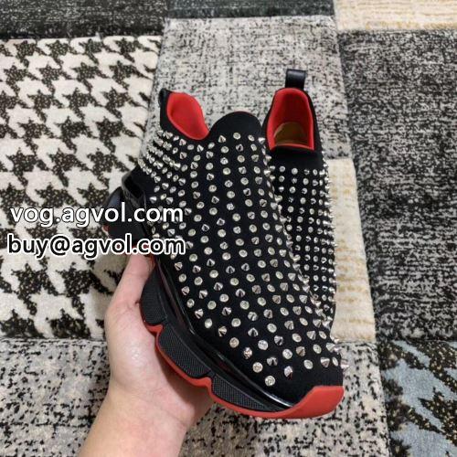 クリスチャンルブタンコピー カジュアルシューズ  2022 Christian Louboutinコピー 柔軟 シューズ 圧倒的な高級感