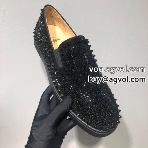 Christian Louboutinコピー 雑誌掲載アイテム カジュアルシューズ  クリスチャンルブタンコピー 上質  2022  シューズ