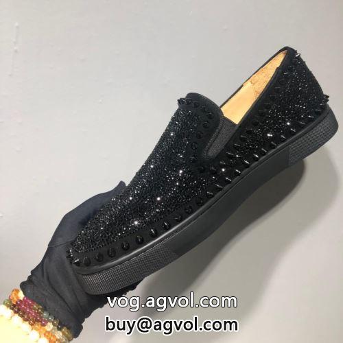 Christian Louboutinコピー 雑誌掲載アイテム カジュアルシューズ  クリスチャンルブタンコピー 上質  2022  シューズ