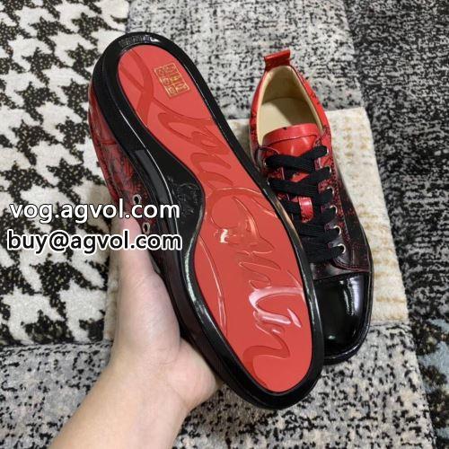 クリスチャンルブタンコピー 優美なお出かけスタイル カジュアルシューズ シューズ 2022 Christian Louboutinコピー