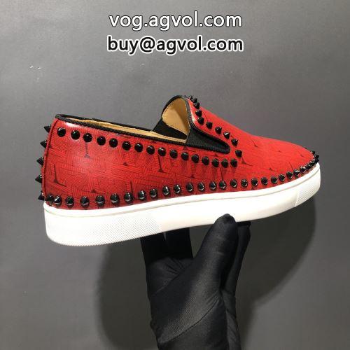 足馴染みのいい クリスチャンルブタンコピー  2022 Christian Louboutinコピー  今からの季節にピッタリ！シューズ カジュアルシューズ
