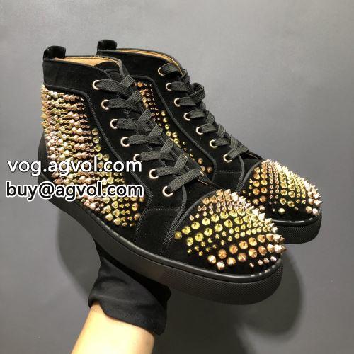  軽量で疲れにくい クリスチャンルブタンコピー 2022 シューズ  Christian Louboutinコピー カジュアルシューズ セレブ風       