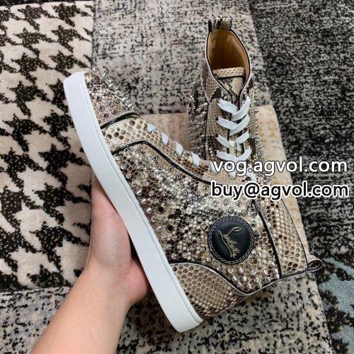 クリスチャンルブタンコピー 海外セレブ定番愛用  2022 シューズ  Christian Louboutinコピー カジュアルシューズ