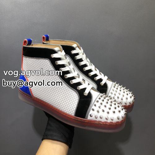 シューズ カジュアルシューズ クリスチャンルブタンコピー ナチュラルな素材感 Christian Louboutinコピー 2022  争奪戦必至