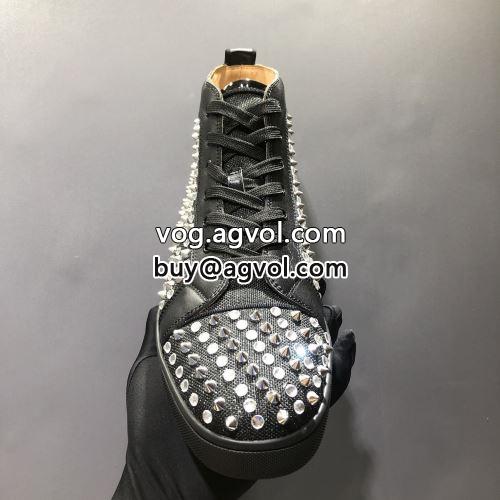 クリスチャンルブタンコピー 大人キレイに仕立てる Christian Louboutinコピー 2022 軽量 シューズ カジュアルシューズ
