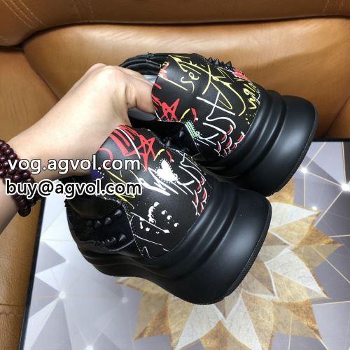 シューズ カジュアルシューズ 2色可選  Christian Louboutinコピー 主役になる存在感 2022 着用 クリスチャンルブタンコピー