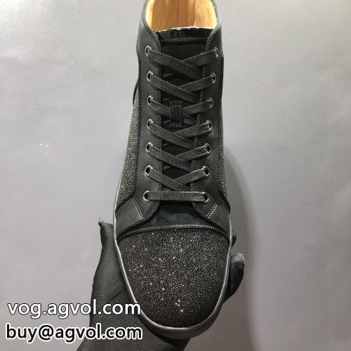 カジュアルシューズ もっとも高い人気を誇る Christian Louboutinコピー 2022 クリスチャンルブタンコピー シューズ 飽きの来ない