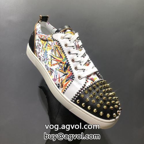 クリスチャンルブタンコピー 存在感のある  Christian Louboutinコピー 2022  シューズ 防水機能に優れ カジュアルシューズ