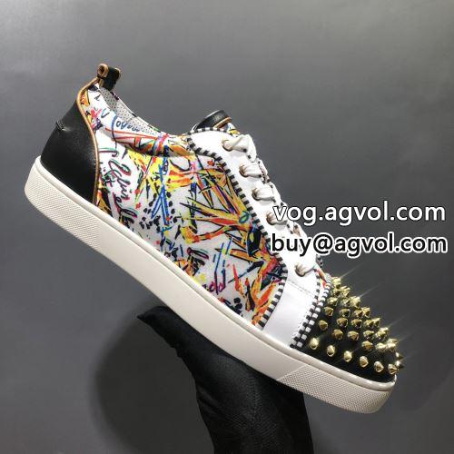 クリスチャンルブタンコピー 存在感のある  Christian Louboutinコピー 2022  シューズ 防水機能に優れ カジュアルシューズ