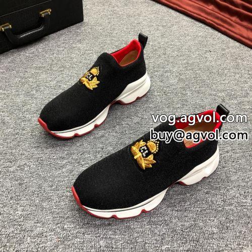 大人のセンスを感じさせる クリスチャンルブタンコピー シューズ 汚れも目立ちにくい スニーカー Christian Louboutinコピー 2022