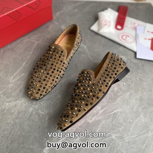 今一番HOTな新品  愛らしさ抜群！カジュアルシューズ Christian Louboutinコピー 2022 クリスチャンルブタンコピー  シューズ