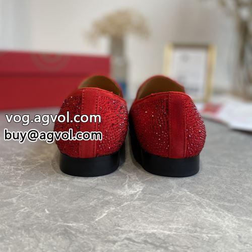 ナチュラルな素材感 2022 シューズ カジュアルシューズ  クリスチャンルブタンコピー  Christian Louboutinコピー お洒落自在