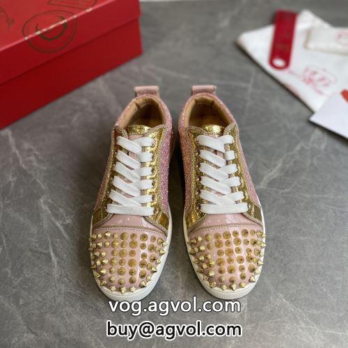 カジュアルシューズ チノパン Christian Louboutinコピー クリスチャンルブタンコピー 狙える優秀アイテム シューズ 2022