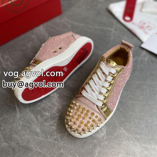 カジュアルシューズ チノパン Christian Louboutinコピー クリスチャンルブタンコピー 狙える優秀アイテム シューズ 2022