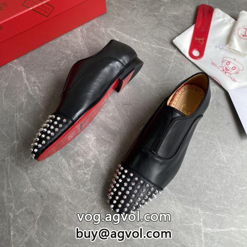 カジュアルシューズ ファション性の高い  シューズ  Christian Louboutinコピー 2022 クリスチャンルブタンコピー 入手困難！