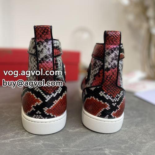 優しい色合い カジュアルシューズ  シューズ クリスチャンルブタンコピー Christian Louboutinコピー 2022 個性的なデザイン