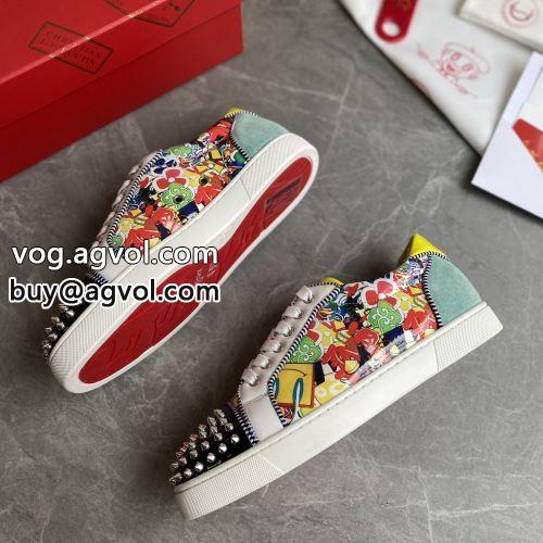 Christian Louboutinコピー 優美なお出かけスタイル 2022 クリスチャンルブタンコピー シューズ カジュアルシューズ一番人気の新作はこれ