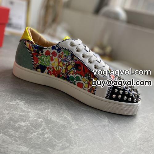 Christian Louboutinコピー 優美なお出かけスタイル 2022 クリスチャンルブタンコピー シューズ カジュアルシューズ一番人気の新作はこれ
