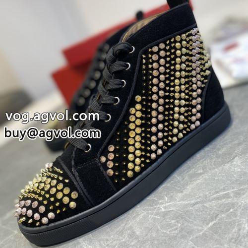 シューズ Christian Louboutinコピー 2022 カジュアルシューズ 抜群な楽チン感ある大定番 クリスチャンルブタンコピー 売れ筋のいい