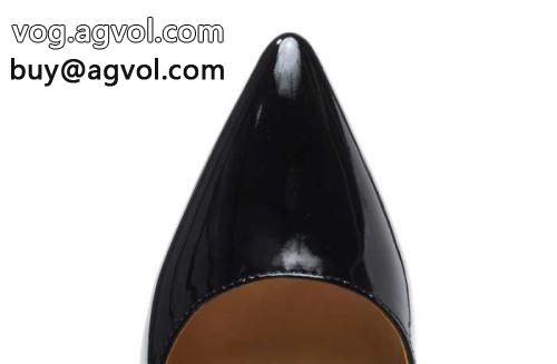 クリスチャンルブタンコピー 今からの季節にピッタリ！ 2022 ハイヒール 着用  Christian Louboutinコピー  シューズ