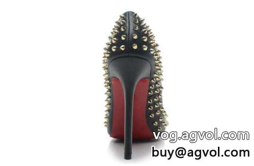一番人気の新作はこれ 個性的なデザイン Christian Louboutinコピー クリスチャンルブタンコピー ハイヒール 2022 シューズ