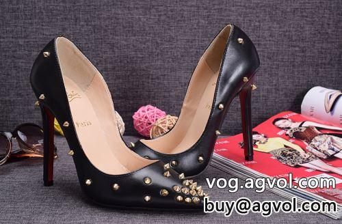 履き心地抜群 クリスチャンルブタンコピー ハイヒール Christian Louboutinコピー 2022 シューズ