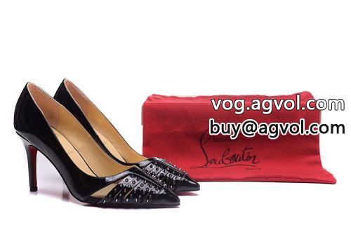 シューズ 大人キレイに仕立てる クリスチャンルブタンコピー ハイヒール 2022 Christian Louboutinコピー