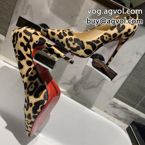 ムダな装飾を排したデザイン Christian Louboutinコピー シューズ  ハイヒール 2022 クリスチャンルブタンコピー 大人っぼい