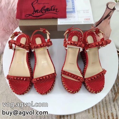  流行や季節に拘らないデザイン サンダル パンプス Christian Louboutinコピー シューズ  クリスチャンルブタンコピー 滑りにくい 2022 