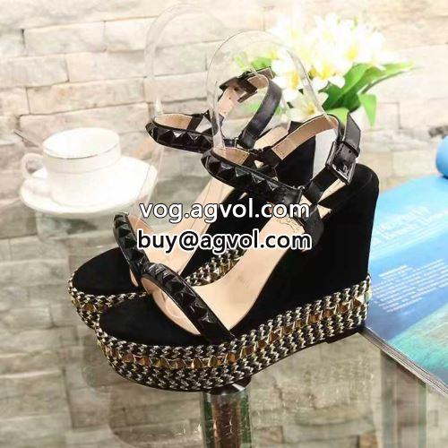 2022 機能性・耐久性抜群  Christian Louboutinコピー サンダル パンプス クリスチャンルブタンコピー シューズ 2色可選 オリジナル