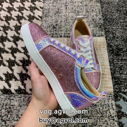 クリスチャンルブタンコピー スニーカー 存在感のある 上品に着こなせ  2022  シューズ Christian Louboutinコピー