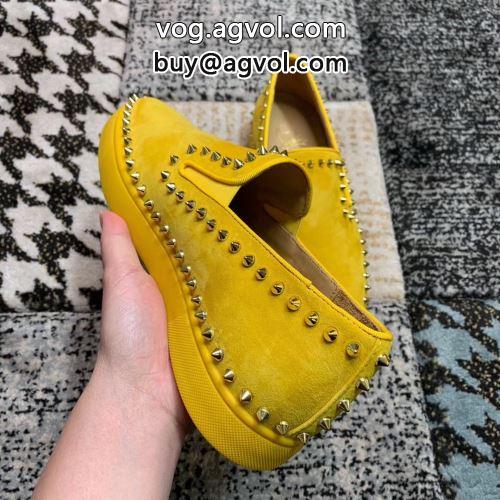 2022 スニーカー 軽量 クリスチャンルブタンコピー シューズ Christian Louboutinコピー 落ち着いた質感