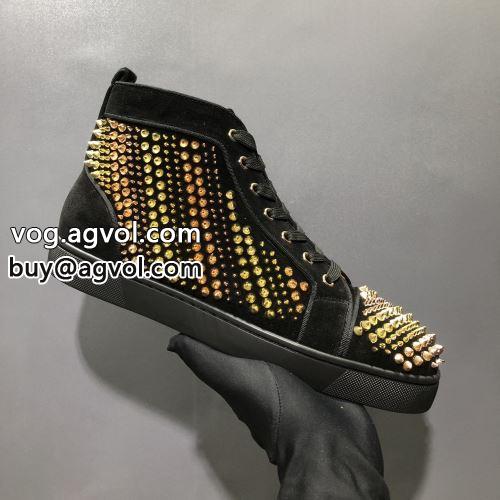 絶大な人気を誇る シューズ Christian Louboutinコピー ショートパンツ 確定となる上品 2022 スニーカー クリスチャンルブタンコピー