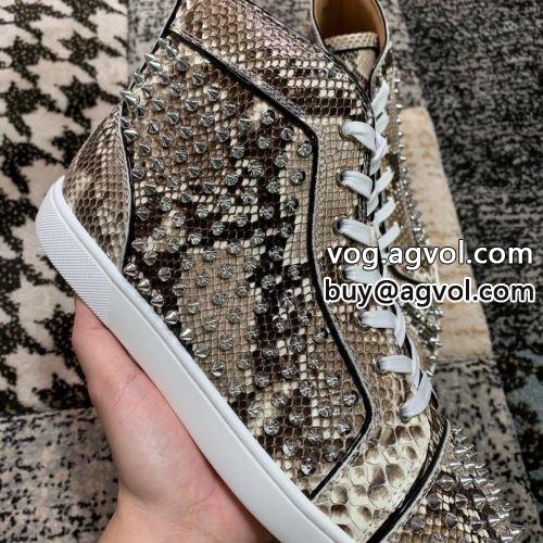 定番のアイテム スニーカー 2022 Christian Louboutinコピー オリジナル シューズ クリスチャンルブタンコピー
