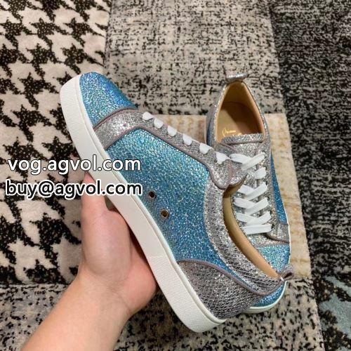 Christian Louboutinコピー シューズ スニーカー クリスチャンルブタンコピー 海外限定ライン 2022 シックスタイルに活躍
