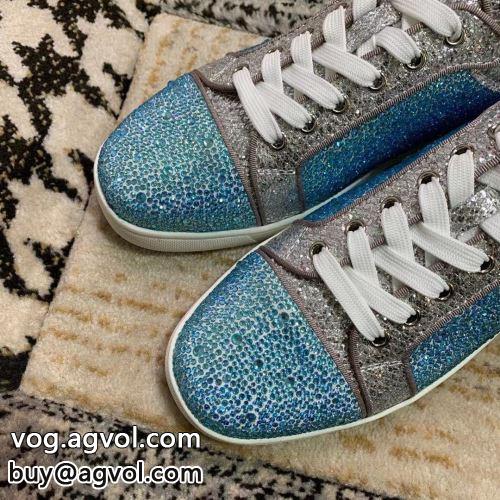 Christian Louboutinコピー シューズ スニーカー クリスチャンルブタンコピー 海外限定ライン 2022 シックスタイルに活躍