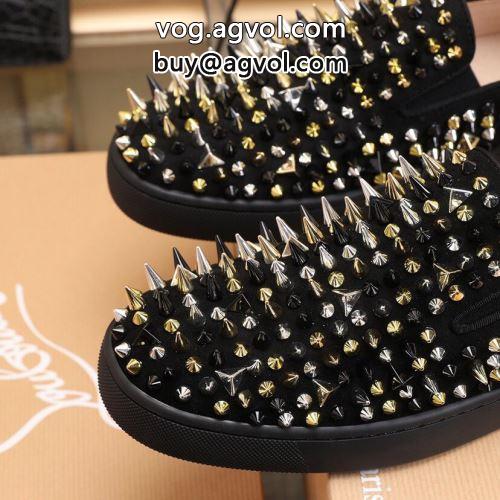 Christian Louboutinコピー シューズ スニーカー 優しい履き心地 クリスチャンルブタンコピー 2022 芸能人に愛用者続出