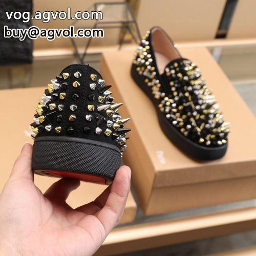 Christian Louboutinコピー シューズ スニーカー 優しい履き心地 クリスチャンルブタンコピー 2022 芸能人に愛用者続出